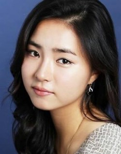 Shin Se Kyung image